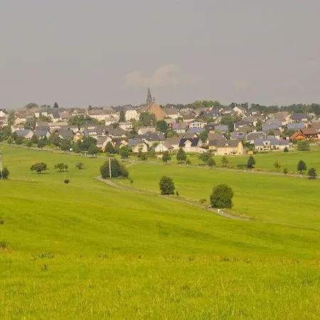 Haus Gertrud Comfortable Nyaraló Monzelfeld